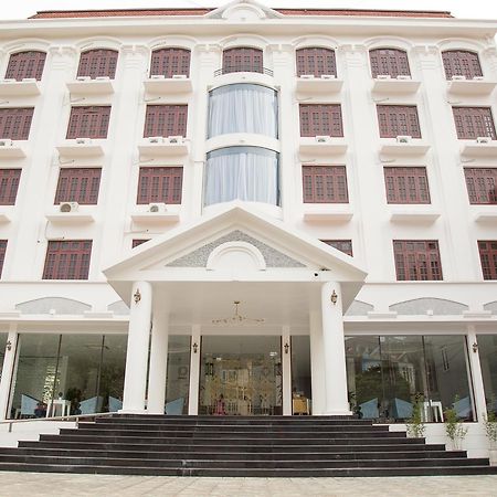 Windsor Hotel Son La Esterno foto
